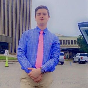 Meet your Posher, Addison